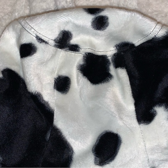 Vintage Cow Print Bucket Hat | Fabrizio Berardi Made in Italy - Picture 10 of 11